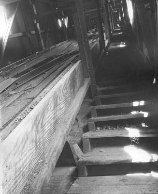 u11/lenzaz/medium/42807853.stairway.jpg