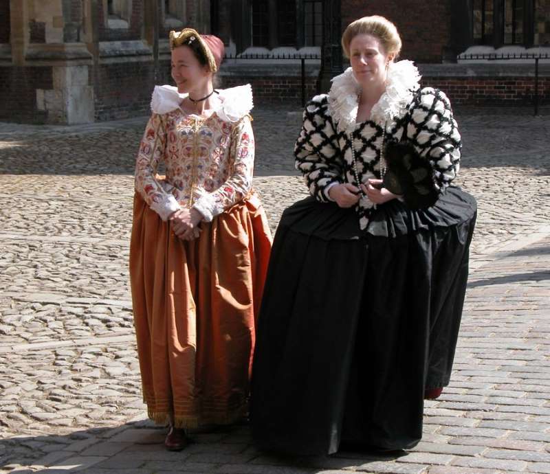 Elizabethan (704)