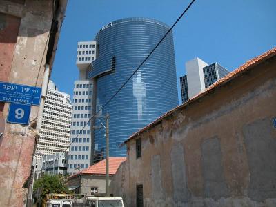 contrast11.JPG