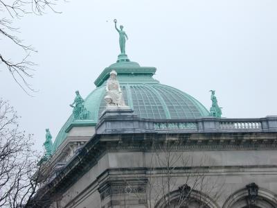 Memorial Hall Top Statues