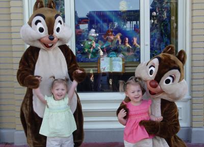 Our last day there we met a few more friends.  Chip and Dale were there.  They're twins like us