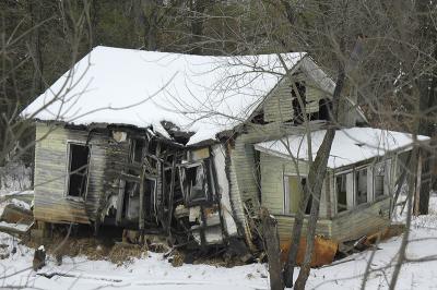 Decomposing House