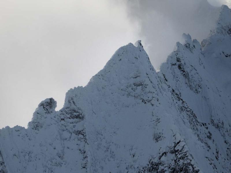 Forbidden Upper E Ridge & NE Face (Forbidden121104-25adj.jpg)