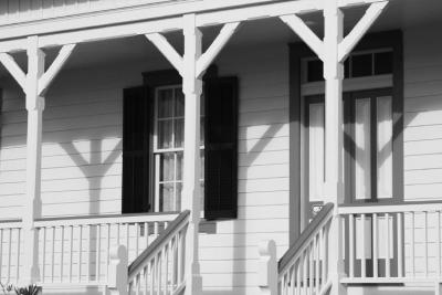2642 keepers house close bw.jpg
