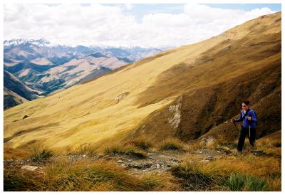 u11/pudgy_groundhog/medium/39278308.d13_kathy_hiking.jpg