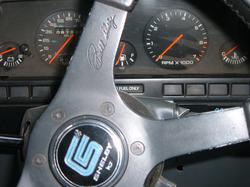 u11/rmscott/upload/41456886.644743_21CSXShelbyAutographSteeringWheel.jpg