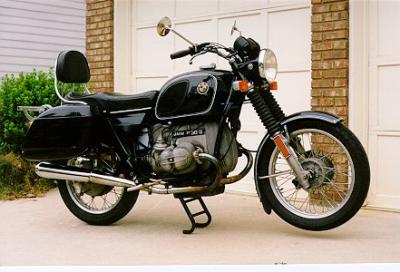 My 74 R90/6 (I traded the Virago in on it).