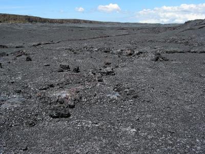 <b>Old Lava Flow<br></b><font size=3>Hawaii Volcanoes Natl Park<br><font size=2>Hawaii (Big Island)