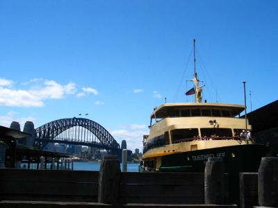 The Sydney Harbour from yet another angle