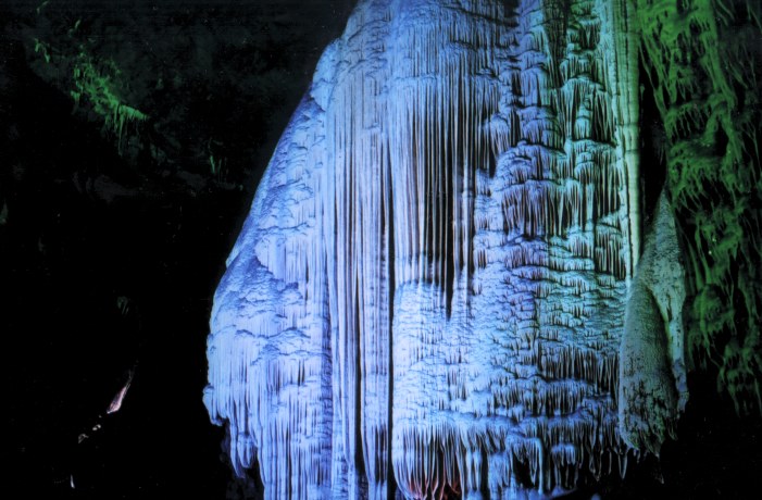 cave1.jpg