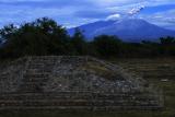 volcan de fuego, la campana pyramids