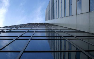 Chicago Building Looking Up!