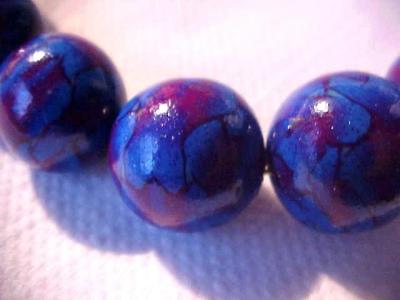 blue-magenta Shriver-like beads - closeup