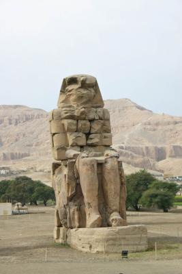 Statue on west side of the Nile