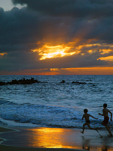 5th<br><br><B>Days End</B><BR><FONT size=2>by James Langford</FONT>