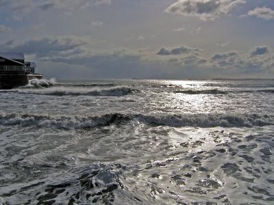1waves.jpg