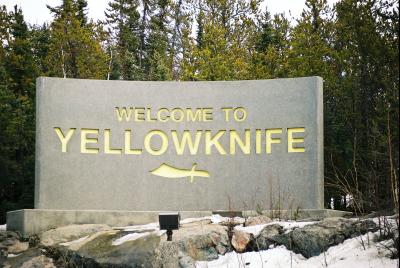 yellowknife sign 001.jpg