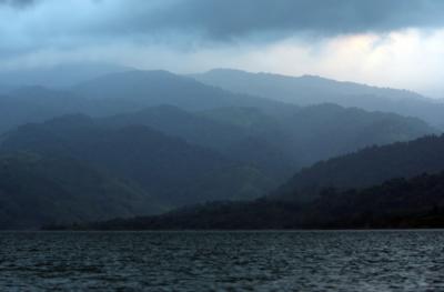 u11/wl7/medium/42879411.mountainside_sm.jpg