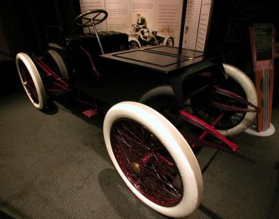 1901 Ford Sweepstakes Racer - Petersen Automotive Museum