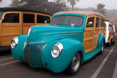 1939 Deluxe Ford Woodie