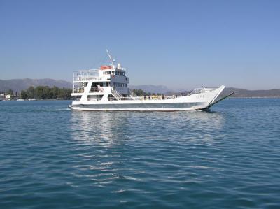 Boat in Poros