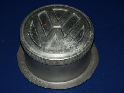 110mm Blau Fuel Cap, Aluminum Top/Steel Botto Center - Early VW...