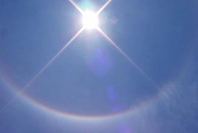 Sun with rainbow circle July 12 2002-2.jpg