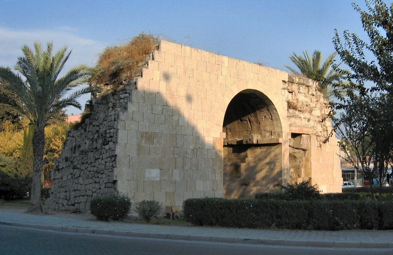 Cleopatras Gate.  