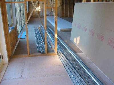 laundry through to family room