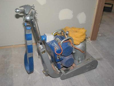 two motors because one just isn't enough (plus a third for dust extraction)