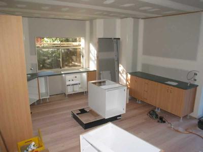 kitchen comming together