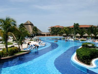 Pool view IV - Cancun