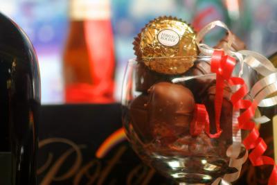 u12/blownaway36/medium/38157010.MmmmmmChocolate.jpg