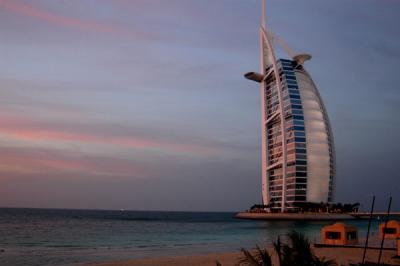 u12/bmcmorrow/medium/38347599.dubaidec104.jpg