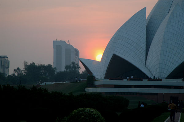 Bahai Temple at sunset, New Delhi