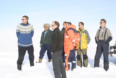  <a href=http://www.geotimes.org/aug02/WebExtra0801.html>Kringilsrrana</a>