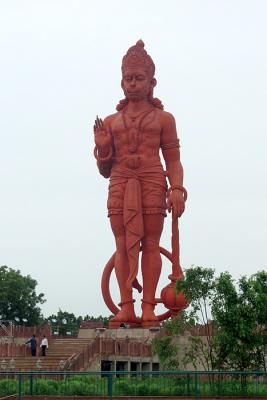 135 - Chattarpur Mandir