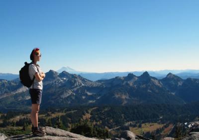 Mazama ridge in the background