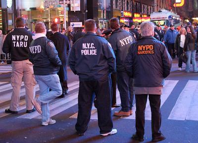 Police line, Times Square