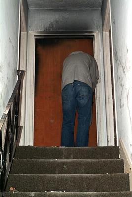 Casey-entering-his-apt.jpg