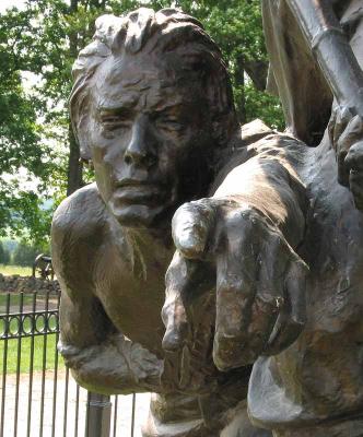 u12/ctfchallenge/medium/3218823.PointingstatueNC.jpg