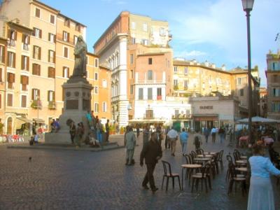 Campo de' Fiori: We ate dinner outdoors at the restaurant with the awning, in the background.