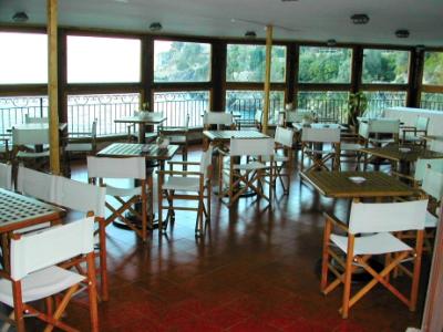 Breakfast area of the Hotel Marmorata. On the coast of the Tyrrhenian Sea.