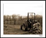 ds20050101_0075aswF Tractor.jpg