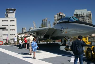 u12/dwmorton/medium/41524485.35_flightdeck.jpg