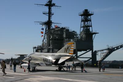u12/dwmorton/medium/41524487.37_flightdeck.jpg