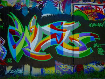 u12/emmerich/medium/3101914.graffiti1.jpg