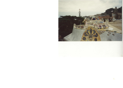 guell3.bmp
