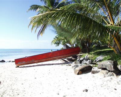 TahitiBoat.jpg