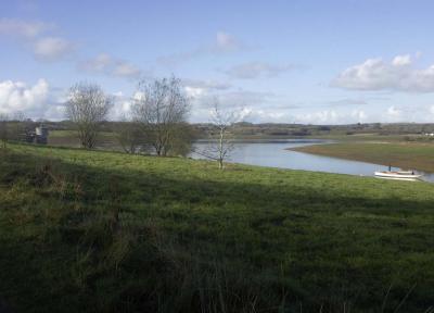 Roadford Lake2.JPG